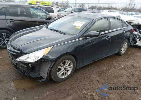 2013 Hyundai Sonata Gls z USA, uszkodzony, nr VIN 5NPEB4AC6DH644417